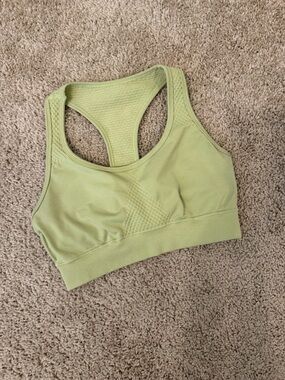 Alphalete Seamless Racerback Sports Bra, Medium